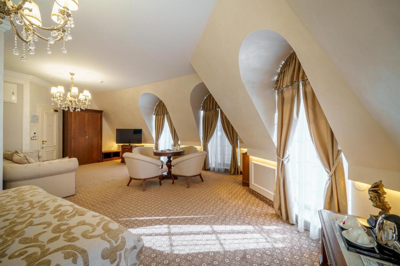 Residence City Garden - Certificate Of Excellence Top 10 Best Five-Stars City Hotels For 2024 Awarded By Htif Plovdiv Exteriér fotografie