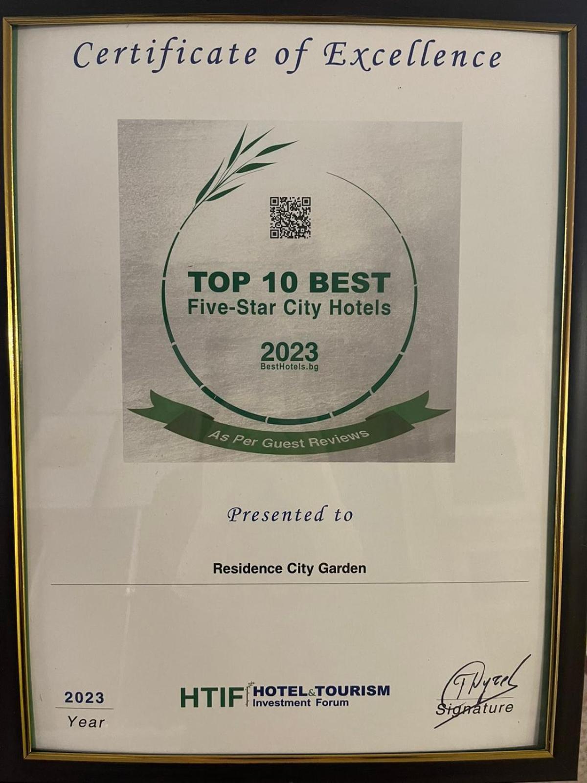 Residence City Garden - Certificate Of Excellence Top 10 Best Five-Stars City Hotels For 2024 Awarded By Htif Plovdiv Exteriér fotografie
