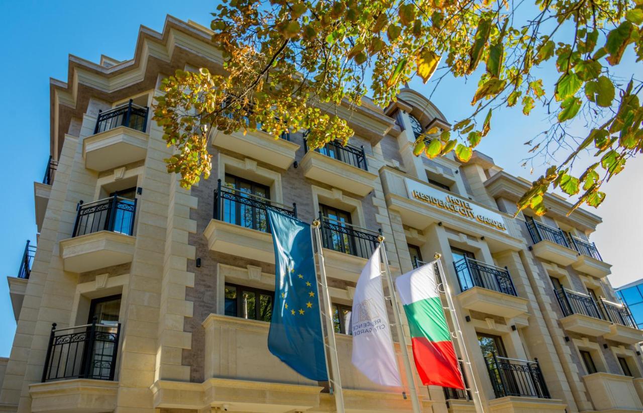 Residence City Garden - Certificate Of Excellence Top 10 Best Five-Stars City Hotels For 2024 Awarded By Htif Plovdiv Exteriér fotografie