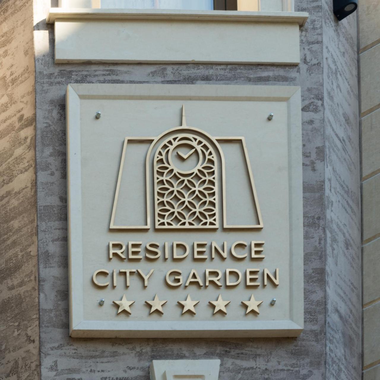 Residence City Garden - Certificate Of Excellence Top 10 Best Five-Stars City Hotels For 2024 Awarded By Htif Plovdiv Exteriér fotografie
