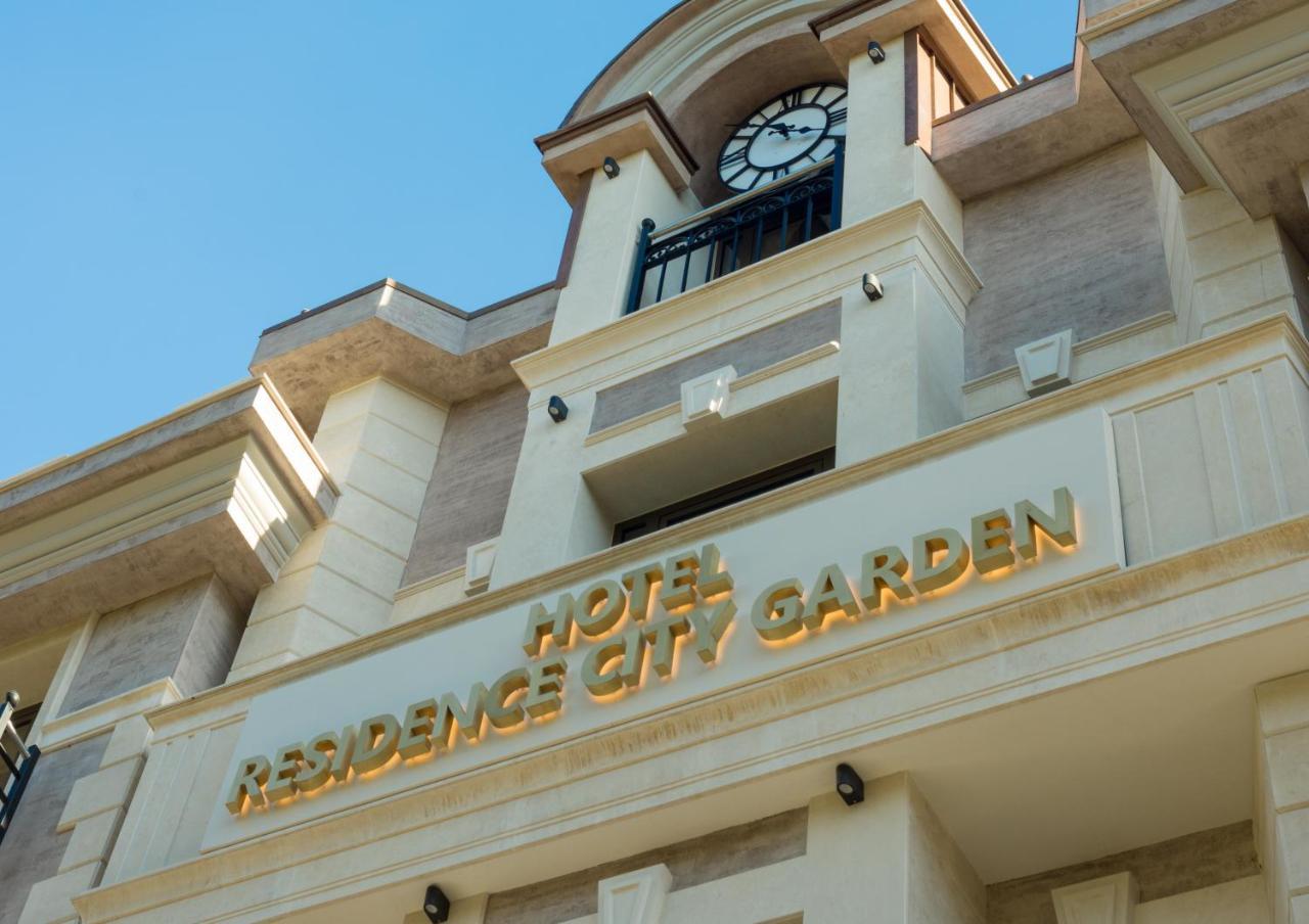 Residence City Garden - Certificate Of Excellence Top 10 Best Five-Stars City Hotels For 2024 Awarded By Htif Plovdiv Exteriér fotografie