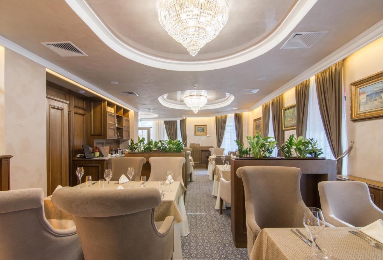 Residence City Garden - Certificate Of Excellence Top 10 Best Five-Stars City Hotels For 2024 Awarded By Htif Plovdiv Exteriér fotografie