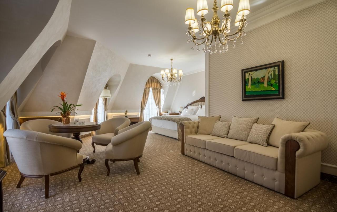 Residence City Garden - Certificate Of Excellence Top 10 Best Five-Stars City Hotels For 2024 Awarded By Htif Plovdiv Exteriér fotografie