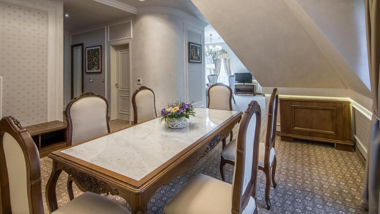 Residence City Garden - Certificate Of Excellence Top 10 Best Five-Stars City Hotels For 2024 Awarded By Htif Plovdiv Exteriér fotografie