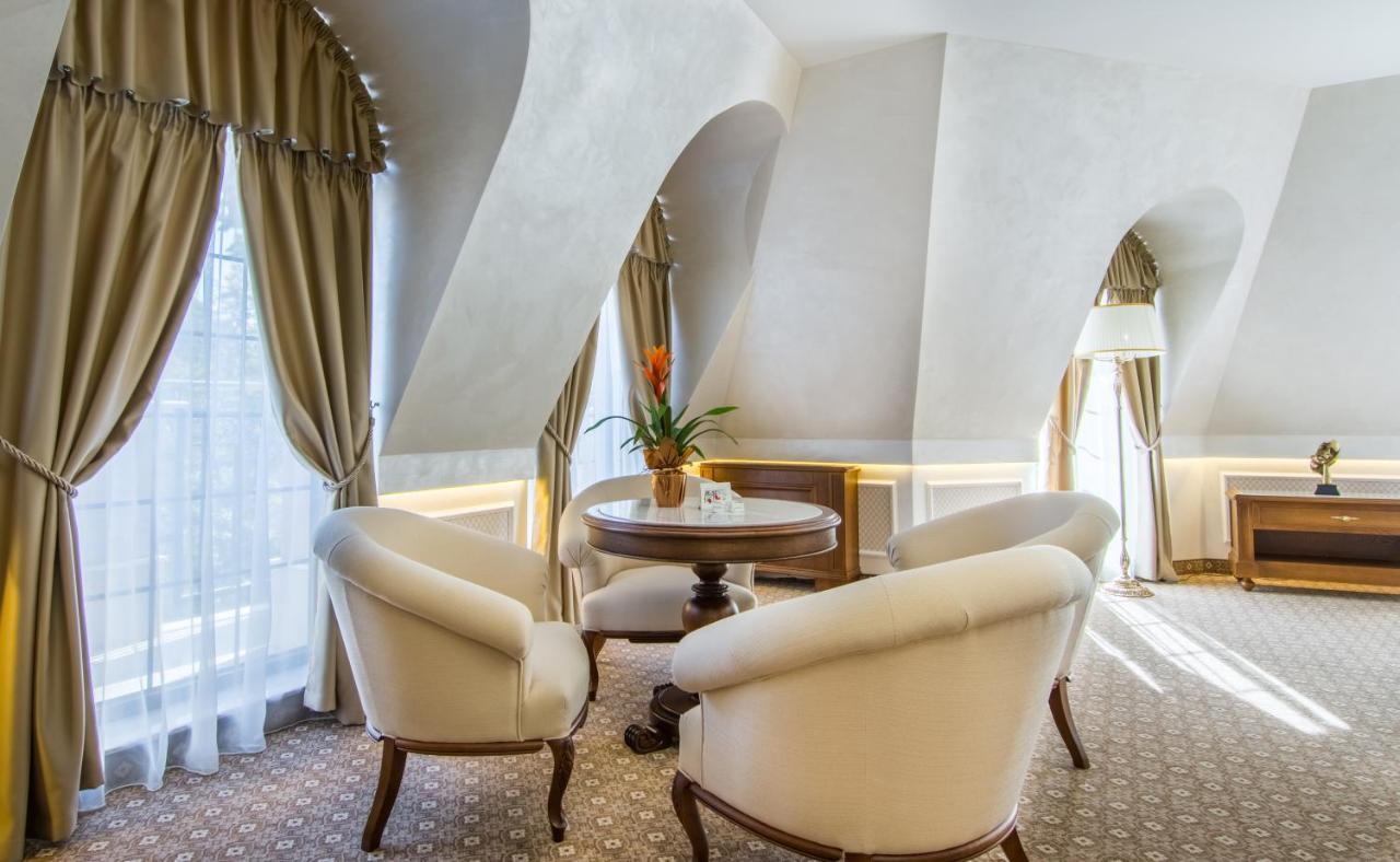 Residence City Garden - Certificate Of Excellence Top 10 Best Five-Stars City Hotels For 2024 Awarded By Htif Plovdiv Exteriér fotografie